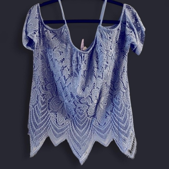 Light Blue Lace Cold Shoulder Top - Picture 1 of 2